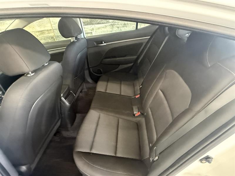 hyundai Elantra 2018 - 18