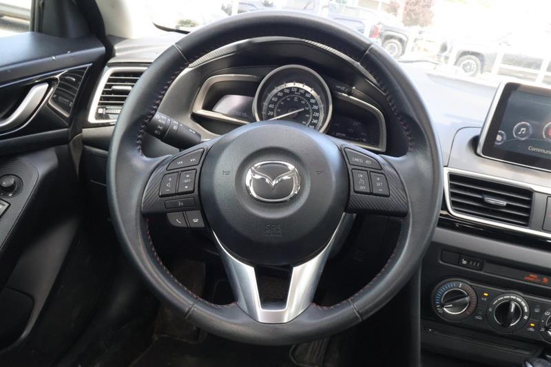 mazda Mazda3 2015 - 11