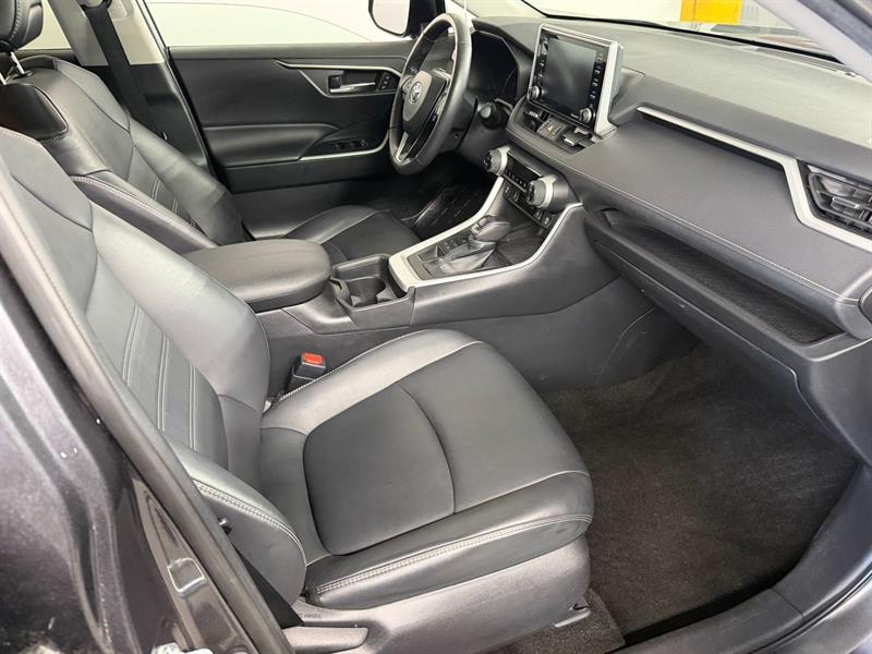 toyota RAV4 2021 - 8