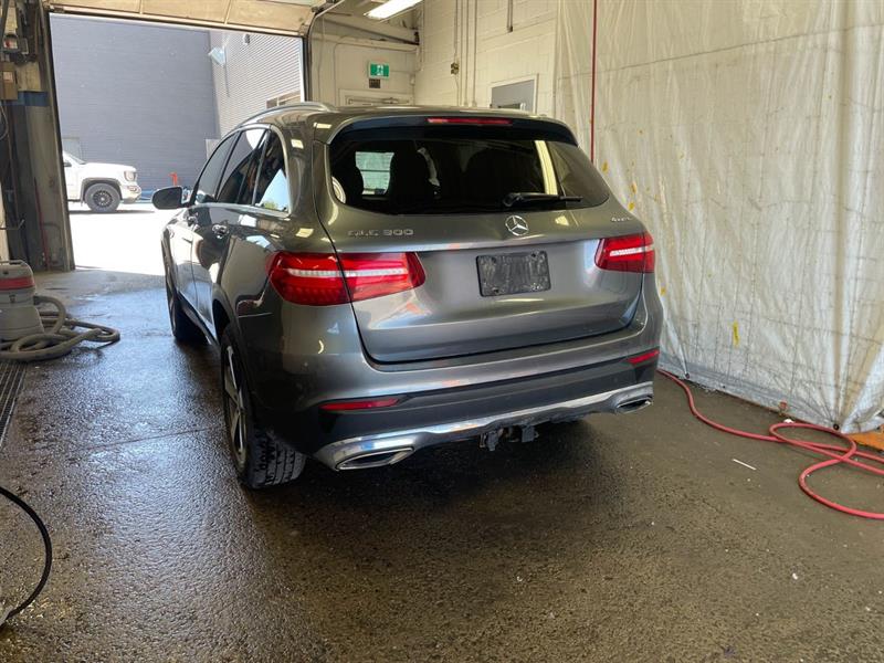 mercedes-benz GLC 2018 - 8