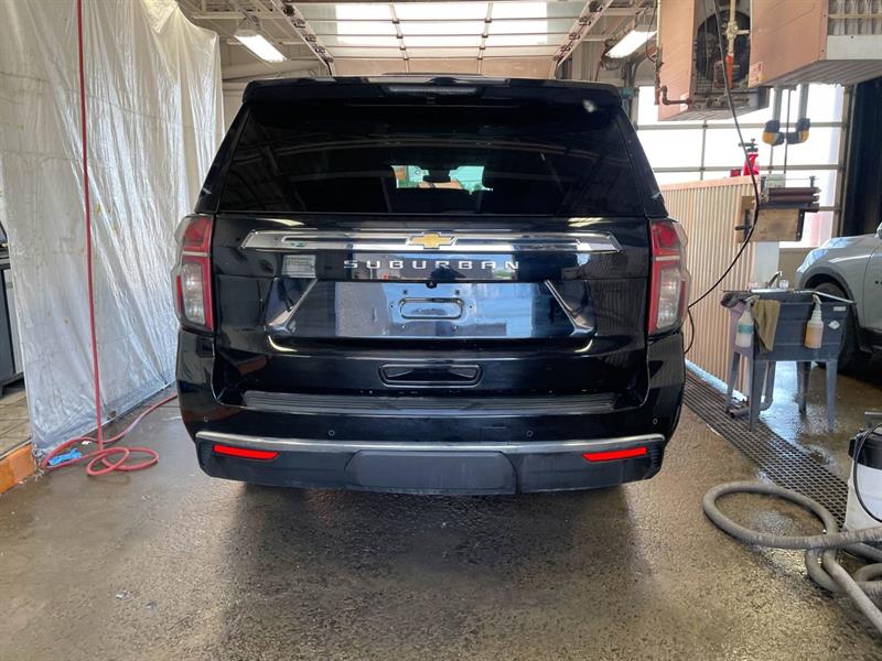 chevrolet Suburban 2023 - 6
