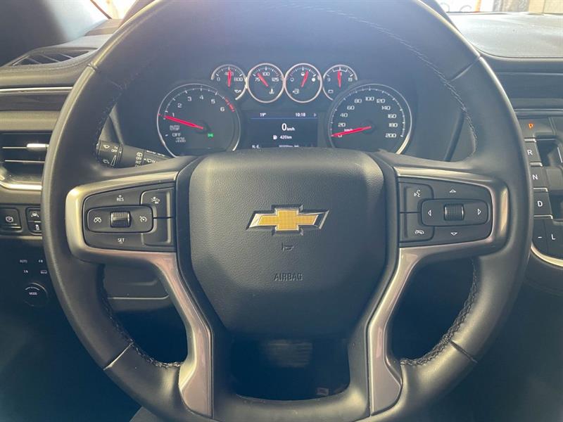 chevrolet Suburban 2023 - 14