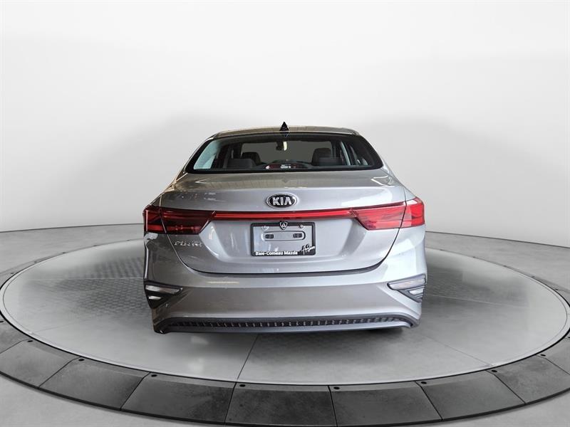 kia Forte 2021 - 4