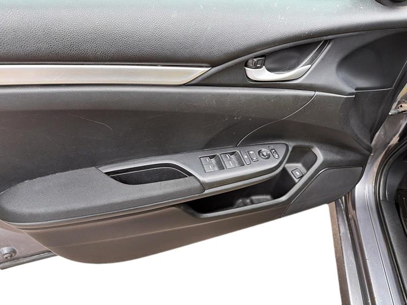 honda Civic Sedan 2019 - 11