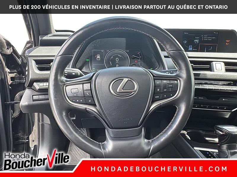 lexus UX 2019 - 31