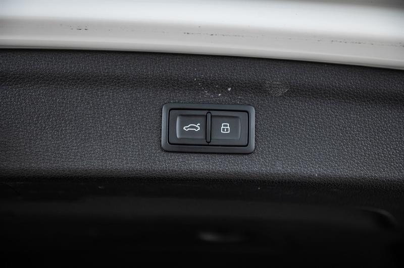 audi Q3 2022 - 12