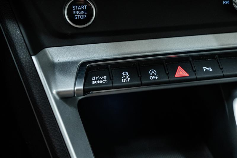 audi Q3 2022 - 25