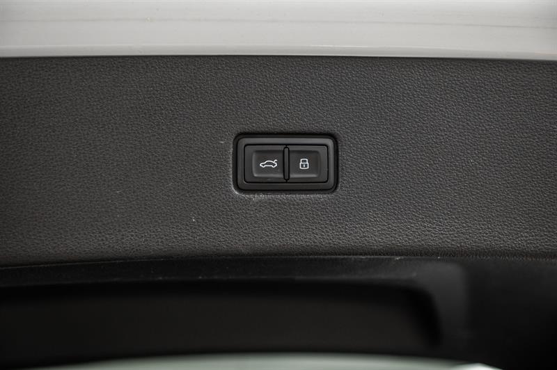 audi Q8 2023 - 13
