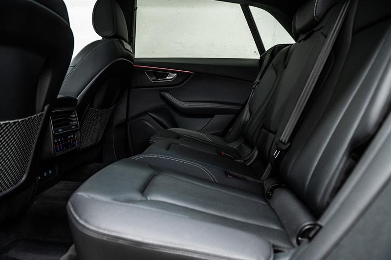 audi Q8 2023 - 30