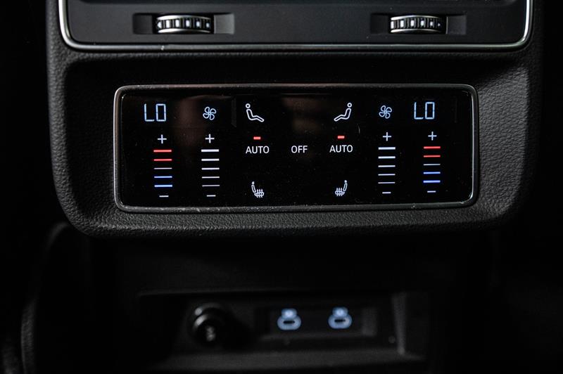 audi Q8 2023 - 31