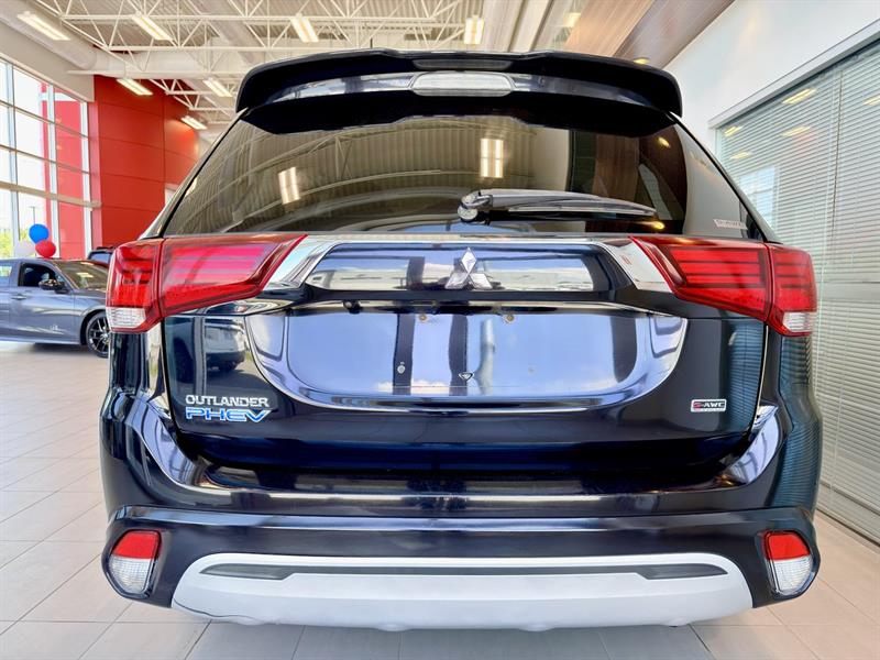 mitsubishi Outlander rechargeable 2020 - 11
