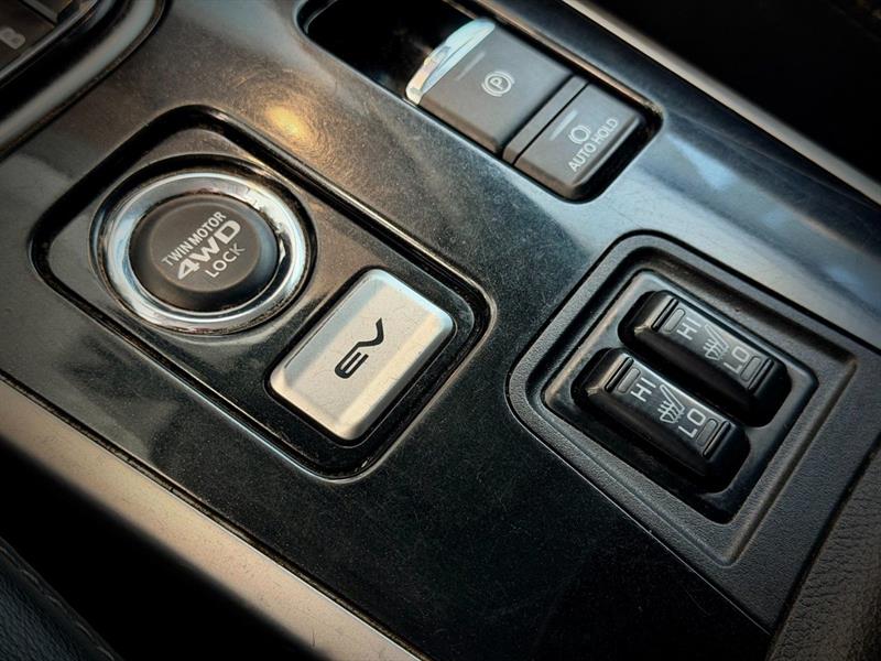 mitsubishi Outlander rechargeable 2020 - 33