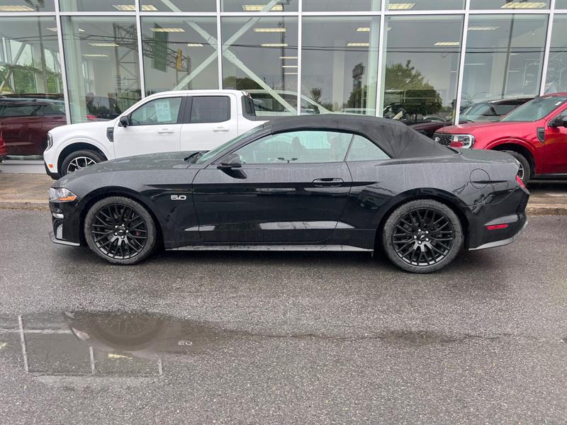 ford Mustang Convertible 2020 - 3