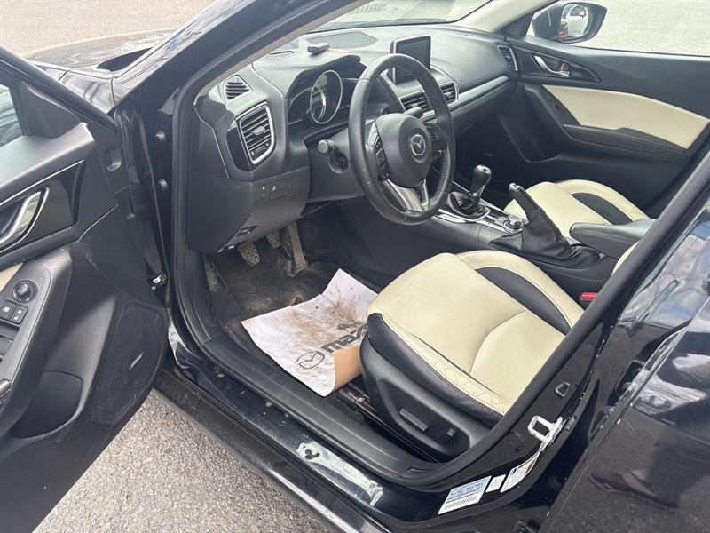 mazda Mazda3 2016 - 11