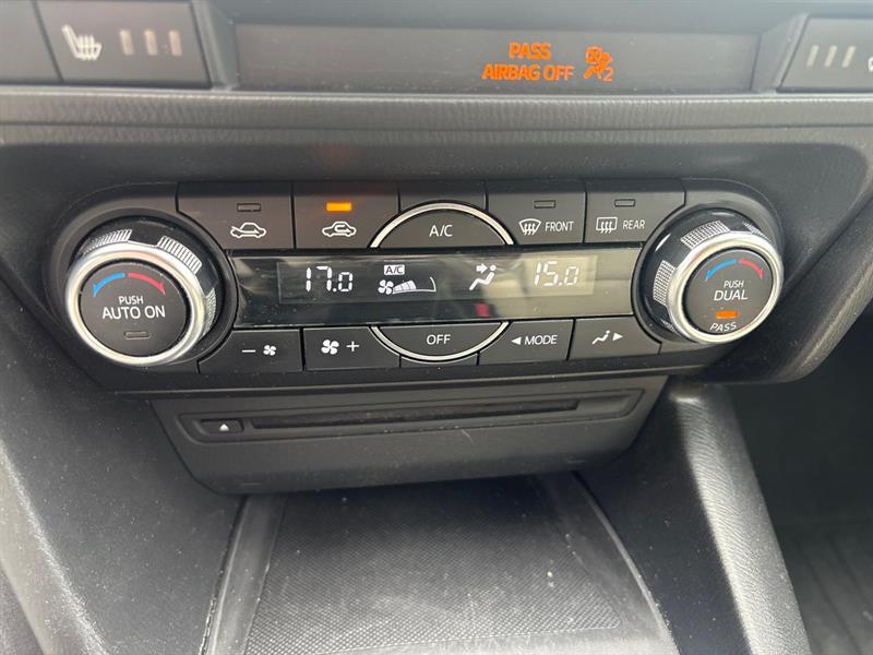 mazda Mazda3 2016 - 22