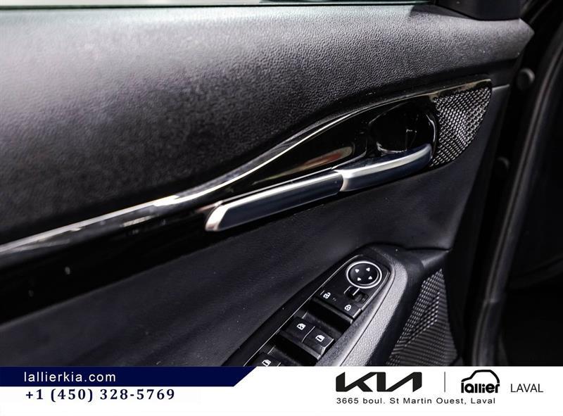2025 Kia Seltos - Image 12