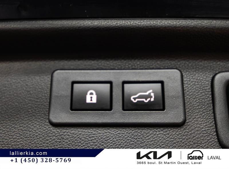 2020 Subaru Forester - Image 15