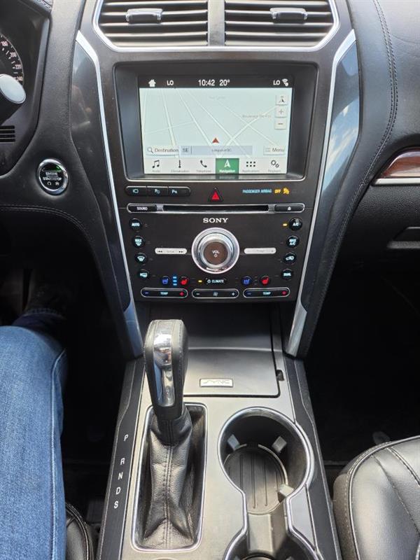 2017 Ford Explorer - Image 26