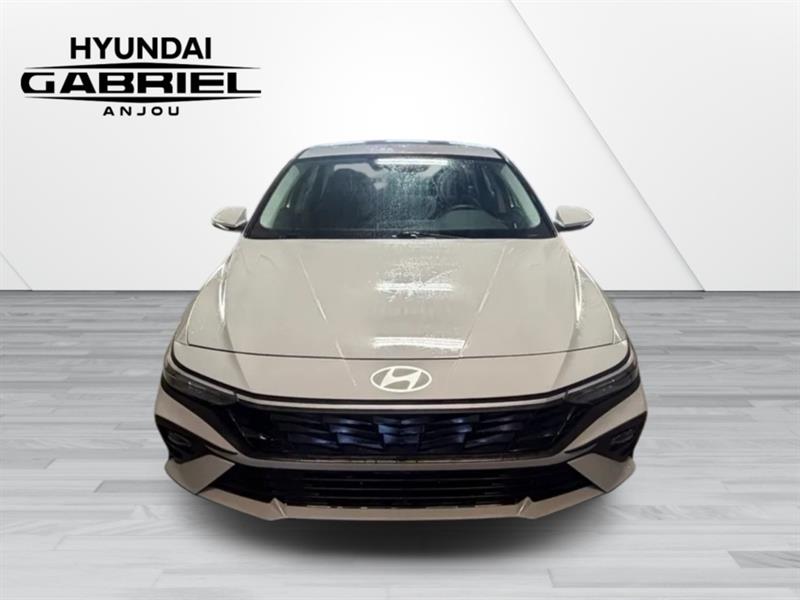 hyundai Elantra 2025 - 2