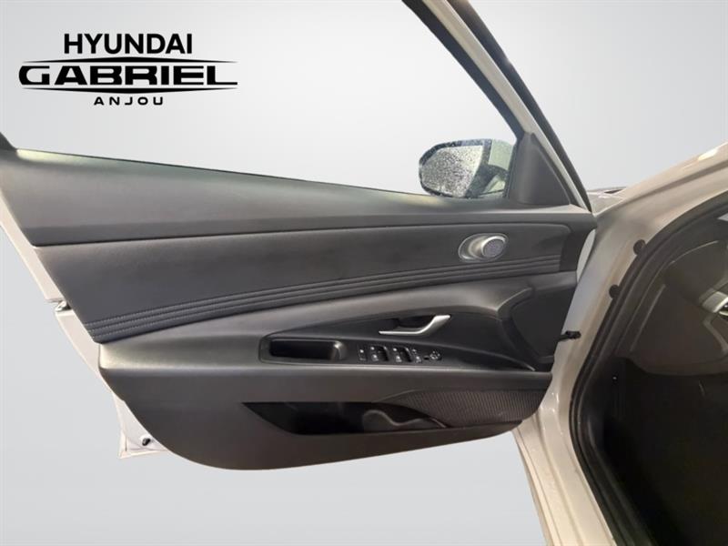 hyundai Elantra 2025 - 16