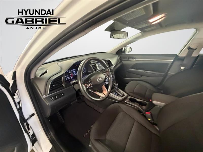 hyundai Elantra 2020 - 12