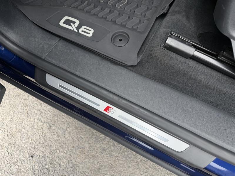 audi Q8 2021 - 13