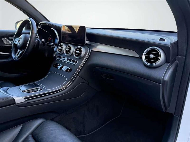 mercedes-benz AMG GLC 43 2023 - 15