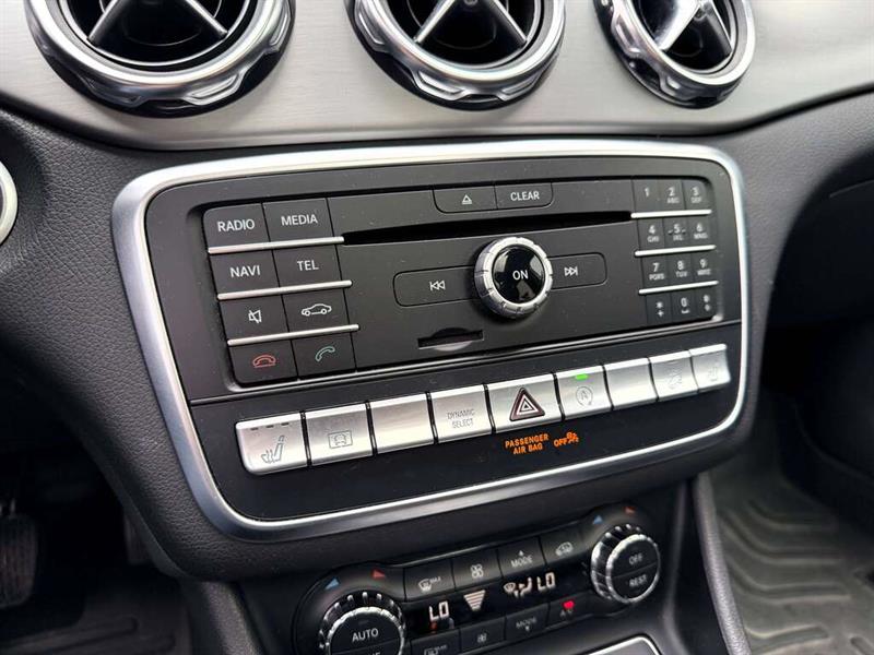 mercedes-benz GLA 2018 - 25