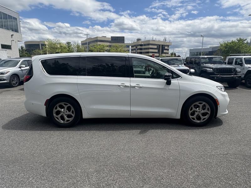 chrysler Pacifica 2024 - 10
