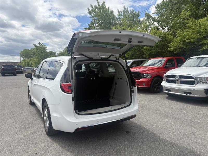 chrysler Pacifica 2024 - 14