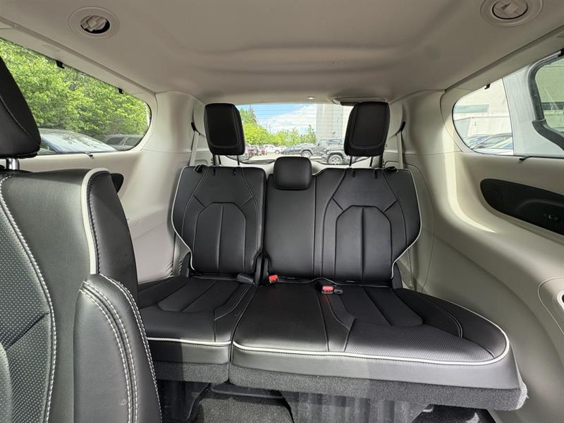 chrysler Pacifica 2024 - 50