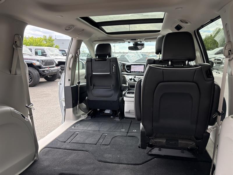chrysler Pacifica 2024 - 55