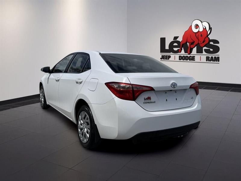 toyota Corolla 2017 - 6