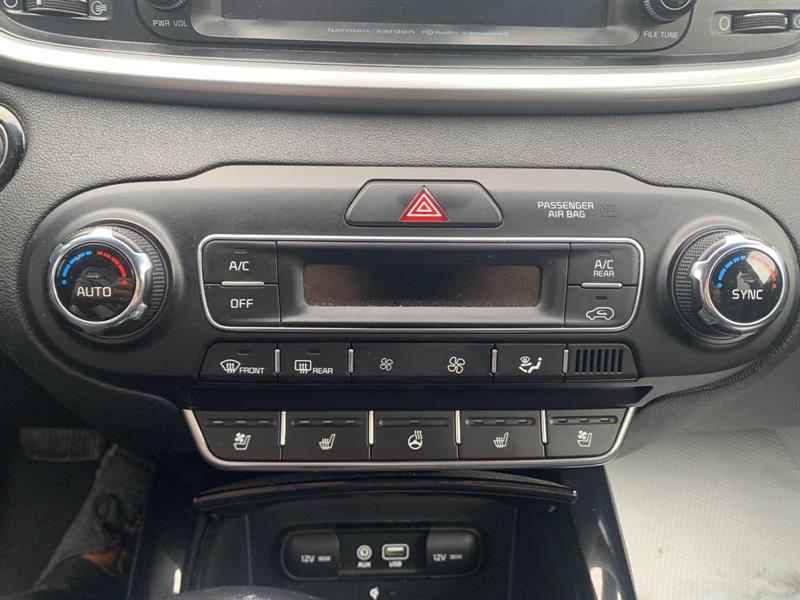 kia Sorento 2019 - 17