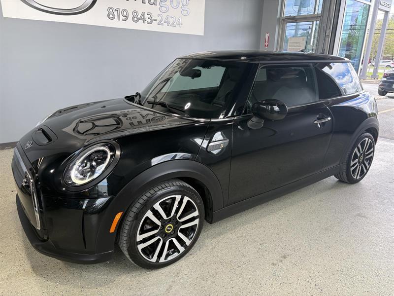 mini Hatchback 2023 - 2