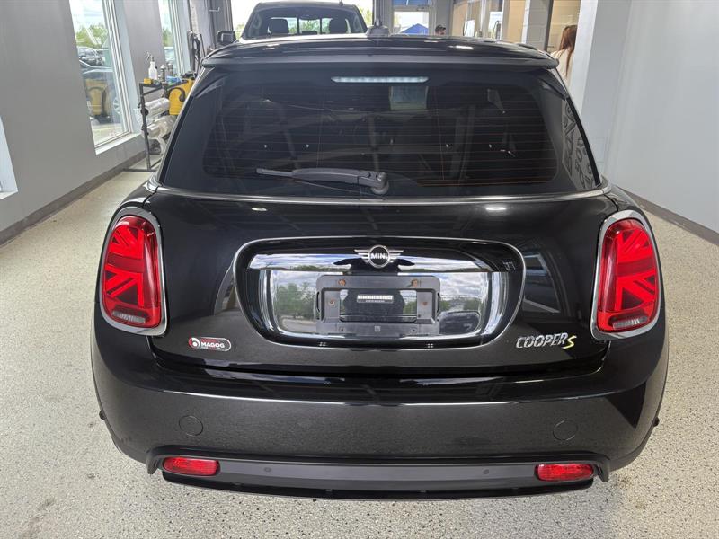 mini Hatchback 2023 - 4