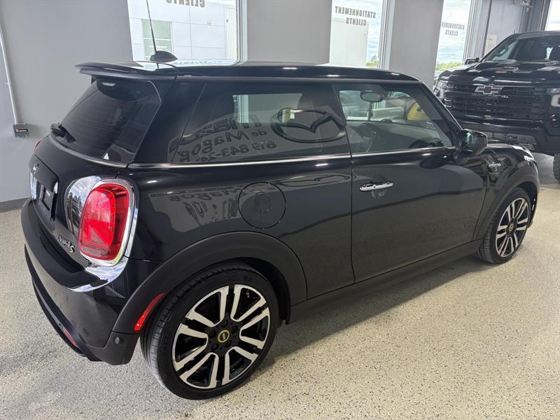 mini Hatchback 2023 - 5