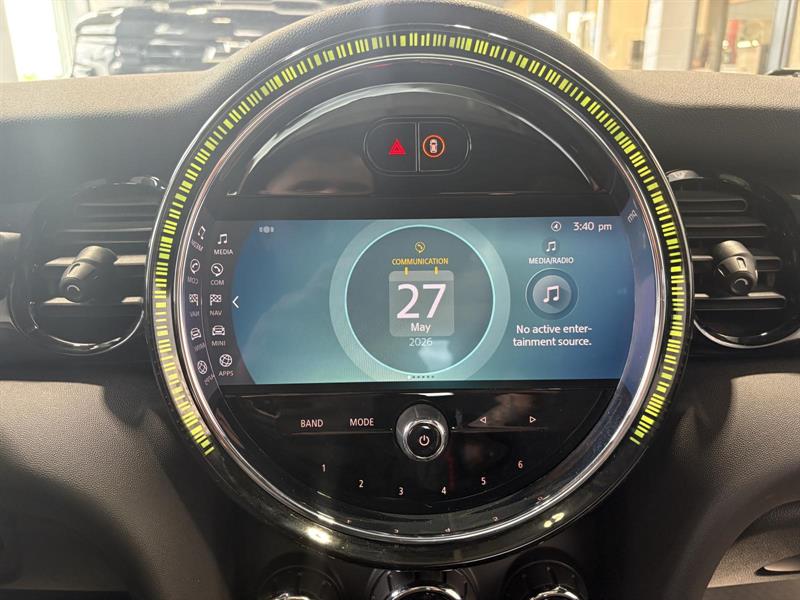 mini Hatchback 2023 - 18