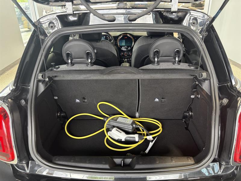 mini Hatchback 2023 - 25