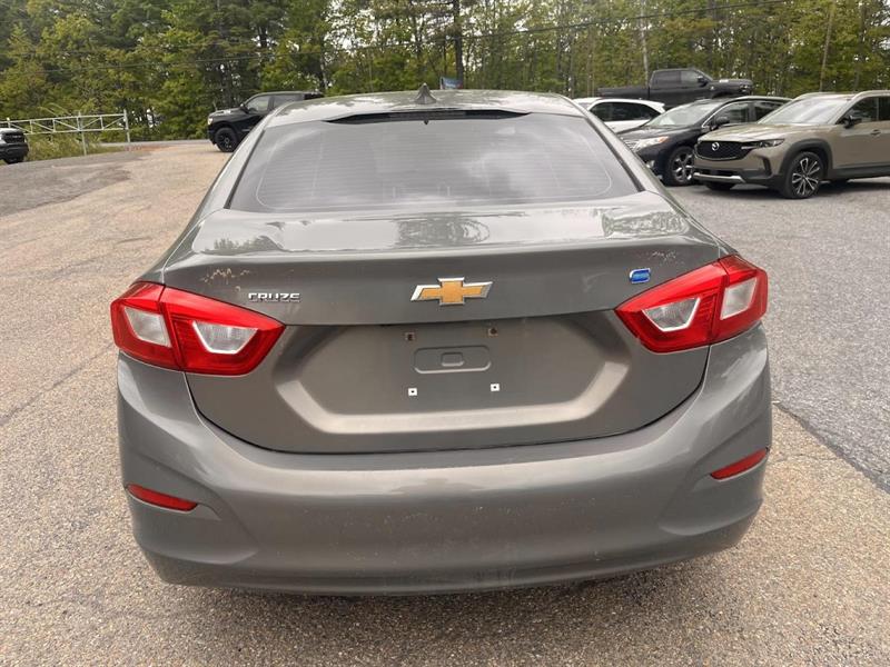 chevrolet Cruze 2017 - 11