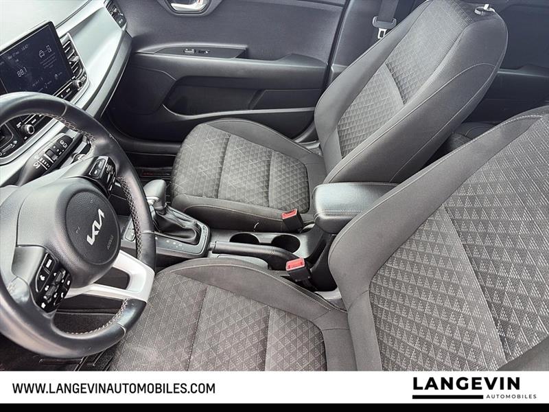 kia Rio 5-door 2022 - 14