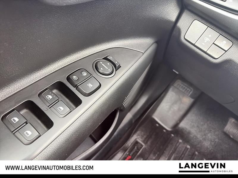 kia Rio 5-door 2022 - 15
