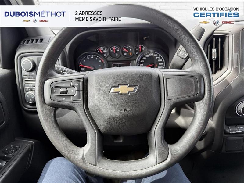 chevrolet Silverado 1500 2022 - 17