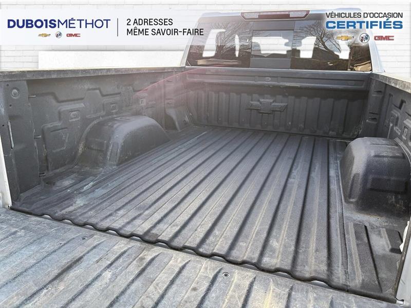 chevrolet Silverado 1500 2022 - 14