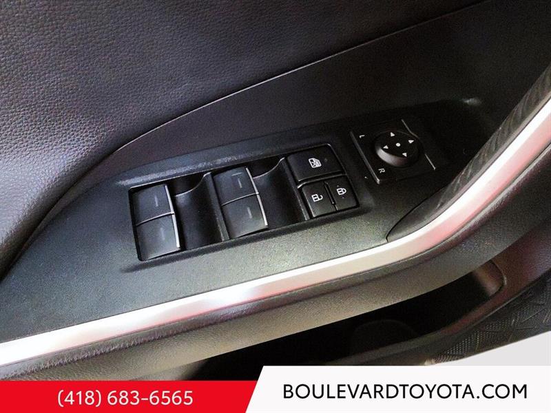 toyota RAV4 2025 - 8