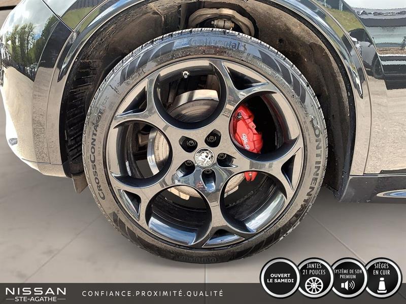 alfa romeo Stelvio 2022 - 6