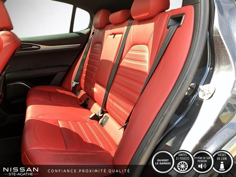 alfa romeo Stelvio 2022 - 8
