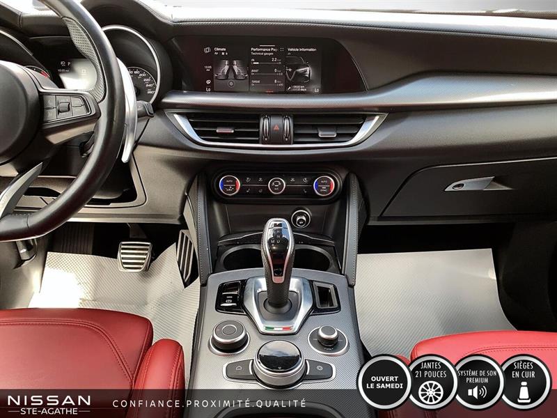 alfa romeo Stelvio 2022 - 11