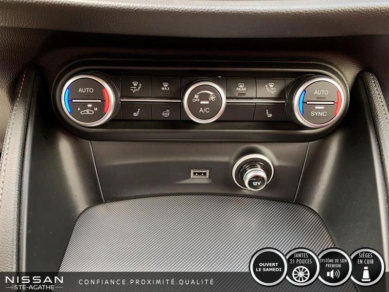 alfa romeo Stelvio 2022 - 19