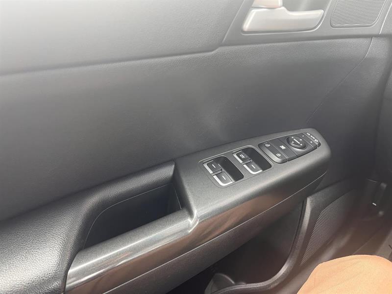 kia Sportage 2018 - 11